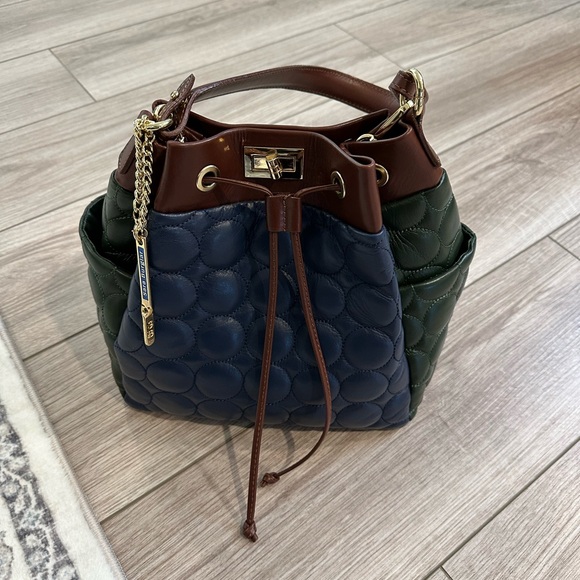 Sara Burglar Bucket Bag - Picture 1 of 5